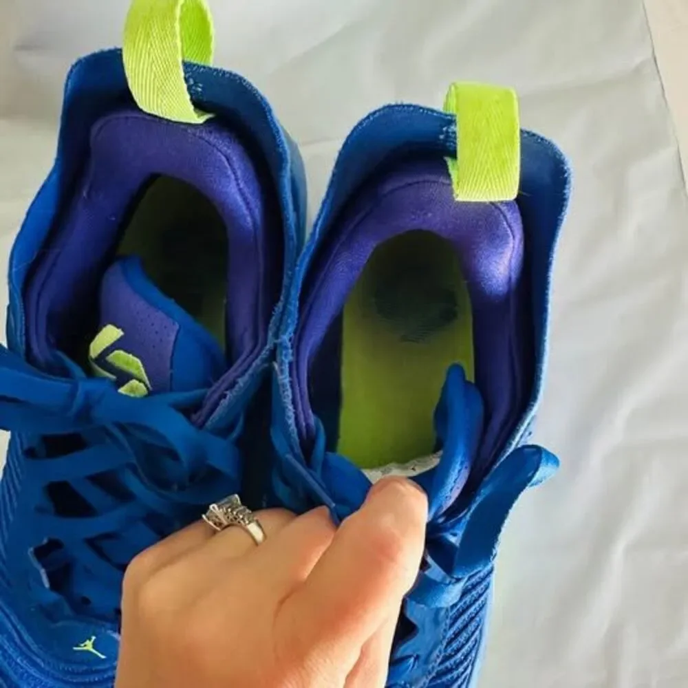 Jordan Luka 1 Illusionist Blue Neon Yellow Pink Basketball Sneakers Size 7Y